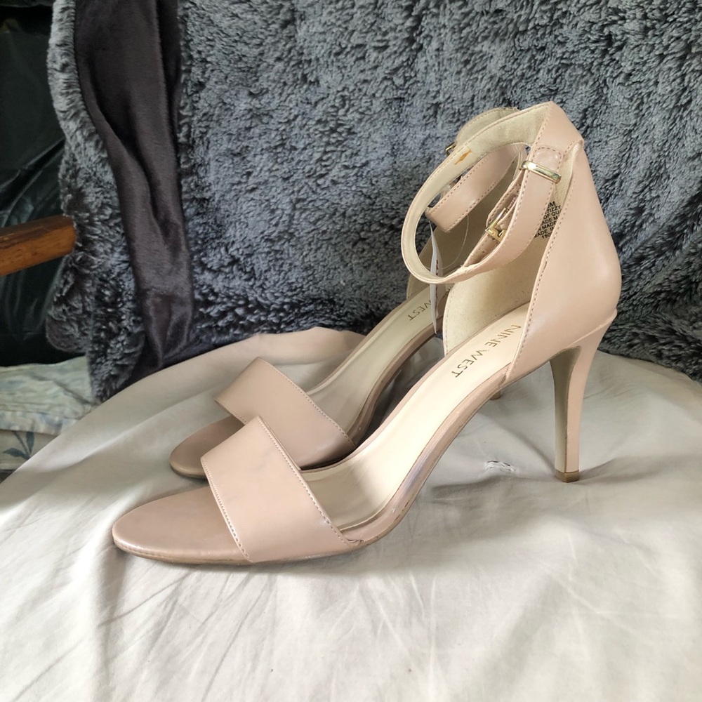 NWT Nine West Nude Ankle-Strap Stiletto Sandals